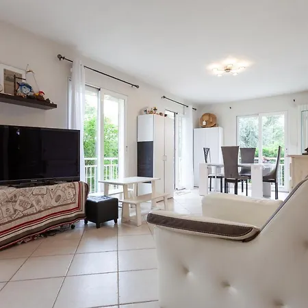 Maison en lisière de forêt avec jacuzzi *