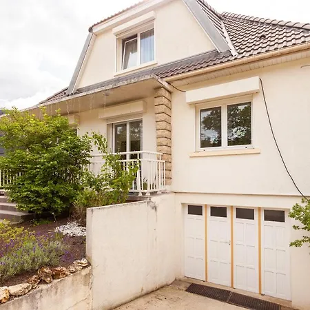 Casa de Férias Maison en lisière de forêt avec jacuzzi *